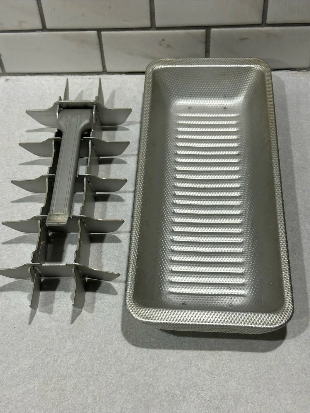 Vintage ALUMINUM ICE CUBE TRAY - 18 Perfect Ice Cubes Some Dents In Aluminum